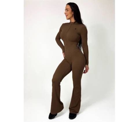Booty smooth brown