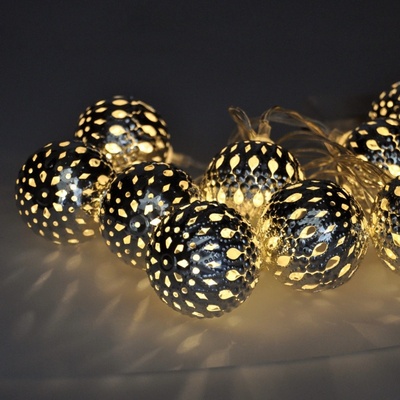 Solight LED reťaz vianočné gule strieborné 10LED reťaz 1m 2x AA IP20