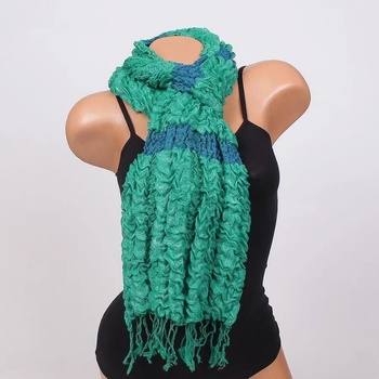 Image 1 of Дамски шал в зелено с ламе и ресни