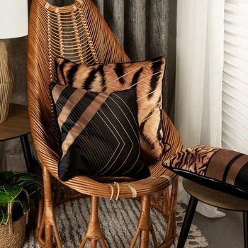 Eurofirany Ewa Minge 5 vankúš z luxusného zamatu Polyester 30x50