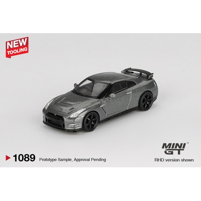 MINI GT Nissan GT-R 2013 Dark Metal Gray NISMO R35 CRS Version 1:64