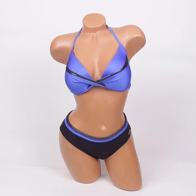 Елегантен бански в синьо и черно с лъскави ленти