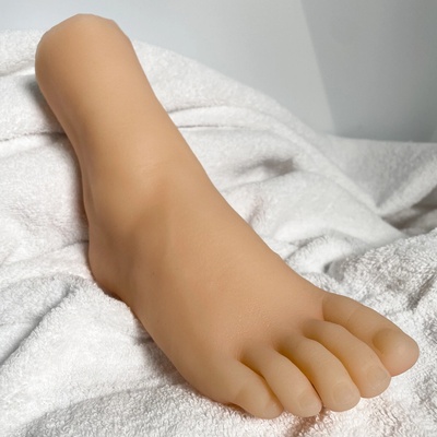 HiSmith C1096-R Foot Masturbator with Vagina 100% Silicone Right Foot 21cm