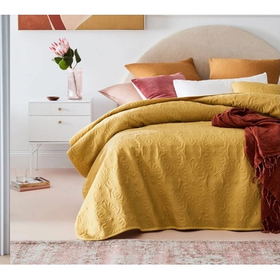 Prehozynapostel přehoz na postel vzorovaný žltej farby 220 x 240 cm