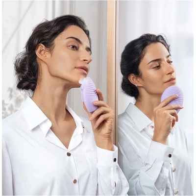 FOREO Четка за почистване и стягане на кожата на лицето FOREO LUNA 4 Sensitive Skin (F1252)