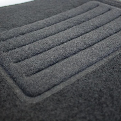 Petex Мокетени стелки Petex съвместими с VW Golf IV 1998-2003 / Beetle 1998-2011 / Bora 1998-2005, 4 части, черни с овални отвори, захват B024