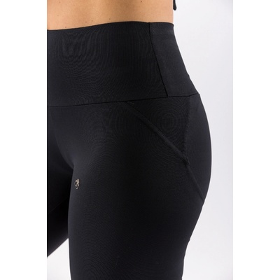 GoldBee Kraťásky Push-Up Black