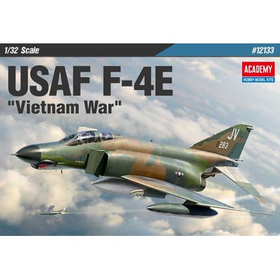 Academy USAF F-4E Vietnam War 1:32
