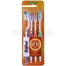 Signal Anti-Plaque Action soft 4 ks