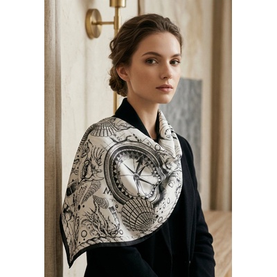 Classic Scarf Bílý šátek s mořským černým motivem mušle komplas