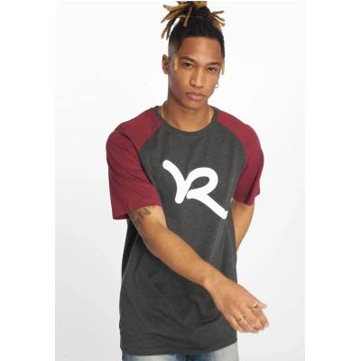 Rocawear Тениска Rocawear T-Shirt burgundy XLUB-RWTS050-00606 - Тъмносив, размер S