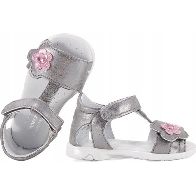 Kornecki 6558 sandále