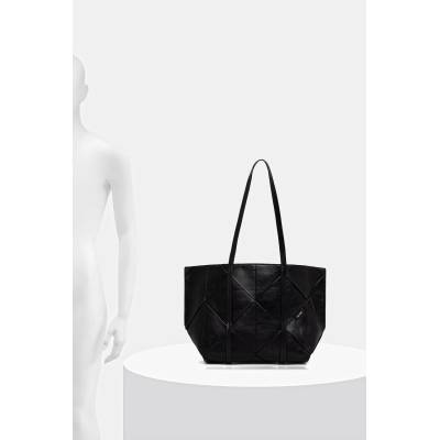 Calvin Klein шопинг чанта дамска от имитация на кожа (LV04F3548G)