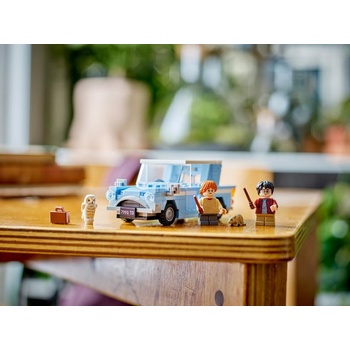 Image 1 of LEGO® Harry Potter™ - Flying Ford Anglia (76424)