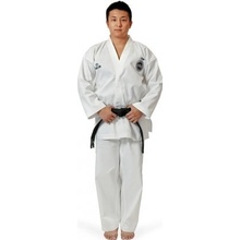 Daedo dobok student