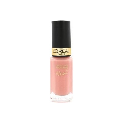 L'Oréal L'Oréal Paris Color Riche Collection Exclusive By Naomi Naomi's Delicate Rose Лак за нокти 5 мл