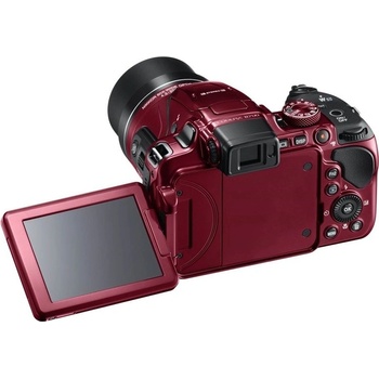 Nikon Coolpix B700