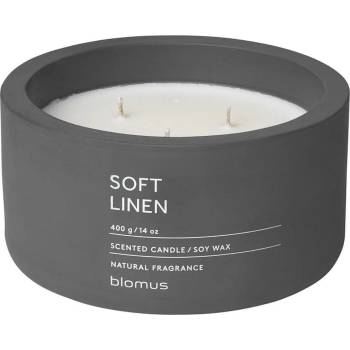 Blomus (Германия) Ароматна свещ BLOMUS FRAGA с аромат Soft Linen - Ø13 х 6.5 см - цвят магнитно сиво (BLOMUS 65958)