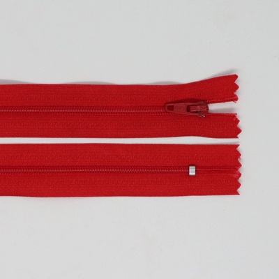 Spirálový zip, šíře 3 mm, délka 35 cm, červená