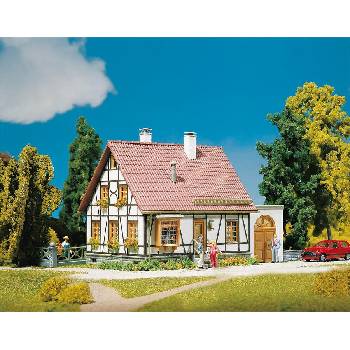 Image 1 of Faller Дървена къща с гараж (130215)