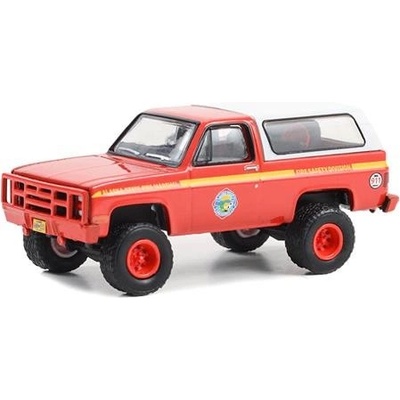 GreenLight Chevrolet M1009 Alaska State Fire Marshal 1984 1:64