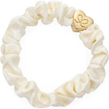 By Eloise Gold Heart Silk Scrunchie –⁠ Cream