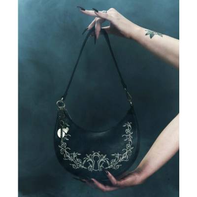 KILLSTAR GOLD LOCK EMBROIDERED černá KSRA015378