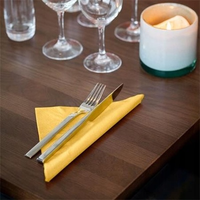 Tork servítky Advanced ohyb 1/4 žlté 33x33cm