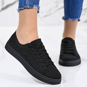  Сникърси W138584 Black