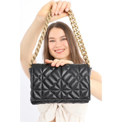 Madamra Chain Quilted Shoulder bag