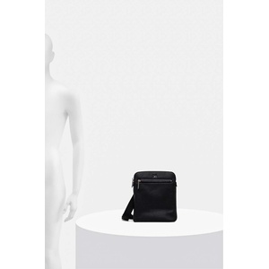 BOSS Чанта през рамо Ray_S zip env N (50536477) - answear - 113,42 лв