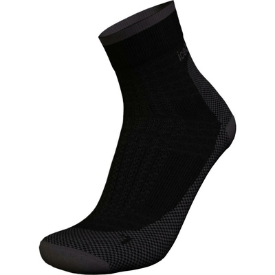 Icebreaker Mens Hike+ Ultralight Quarter Black