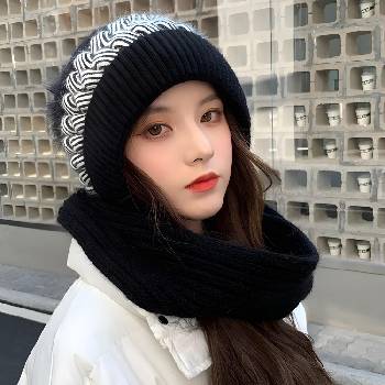 HARAHU Шапка с шал - черна kp21354 (21354)