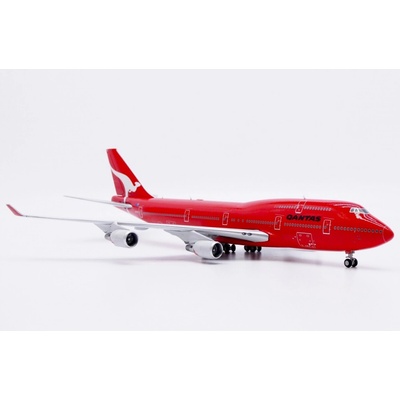 JC Wings B747-438 Qantas Airways All Red Colors 1:400