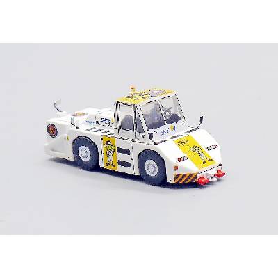JC Wings Pushback Tug WT250E Skymark 1:200