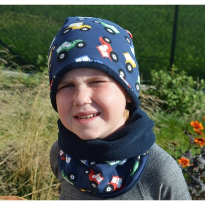 Zateplená čepička Traktor na tm. modré