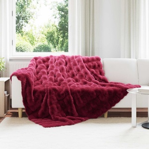 Pure Line Home Луксозно покривало за легло тип заешка кожа Olite, бордо