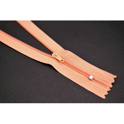 Nedeliteľný jemný plastový špirálový zips (veľkosť číslo 3) rôzne farby - dĺžka 12 cm - 60 cm 22 cm Marhuľová