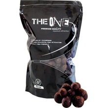 THE ONE Boilies The Black One 1kg 18mm Chobotnica Slivka