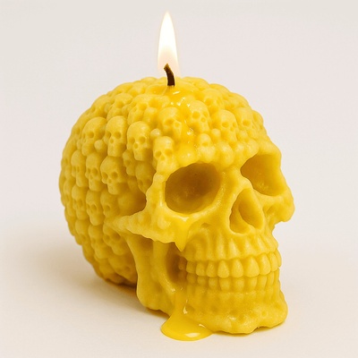Svíčkománie3D Lebka z lebek 185 g Žlutá