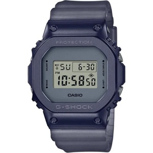 Casio GM-5600MF-2ER Часовници