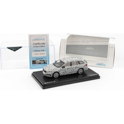 Abrex škoda Octavia IV Combi 2020 Maskovaný Prototyp 1:43