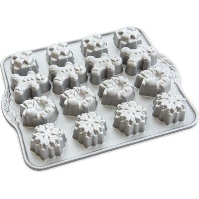 Nordic Ware Sviatočné čajové pečivo plat so 16 formičkami strieborná sivá 0,7l
