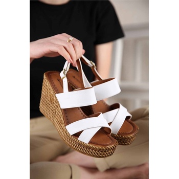 Moda Trend Дамски сандали с платформа - Бели 302565 (302565_Бяло)