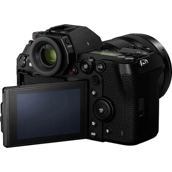 Image 1 of Panasonic Lumix S1 Body (DC-S1)