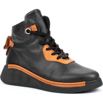 Дамски боти от естествена кожа в черно и кафяво -