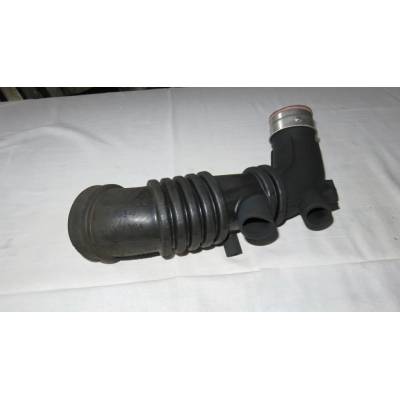 ORIGINÁLNÍ DÍL Nasávací hrdlo Octavia AUQ/AUM/ARX 06A133354C