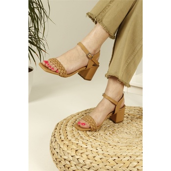 Moda Trend Дамски сандали с ток - Бежови #326730 (326730_Бежов)