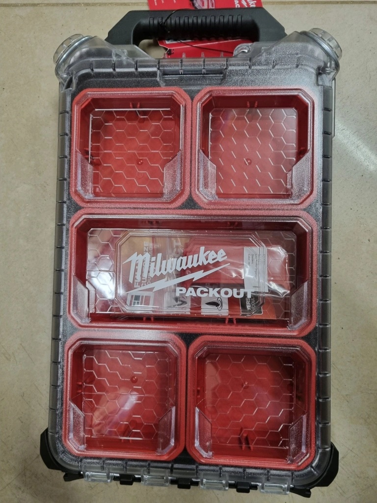 Glacière compacte PACKOUT, 15 L de MILWAUKEE | Potvin & Bouchard