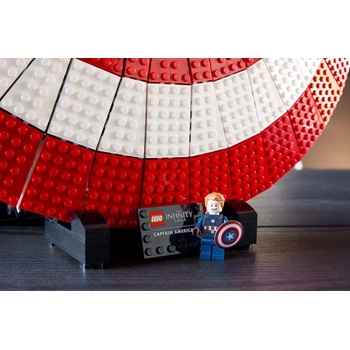 Image 1 of LEGO® Marvel - Captain America's Shield (76262)